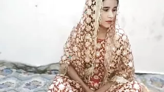 Love marriage Bali wife ko suhagrat me jabr dasti Choda