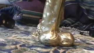 Audry Hollander Brings the New Girl to Make a Threesome with Extra Large Dildo Insertions