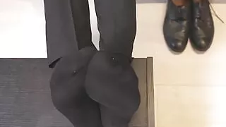 Muscular hunk Alexander strips and caresses his size 10 feet