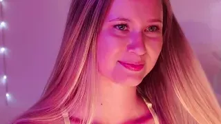 Do You Want to See This Juicy Pussy as Close as Possible?