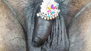 Sexy desi bhabhi ji oil massage to her boyfriend with massage oil