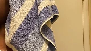 Nasty Onlyfans Bitch Twerking Clean Cakey Ass Before Quitting Xhamster!!!!