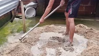 The bricklayer fucked my pussy, My cuckold husband hadn't fucked for days, the bricklayer made me cum