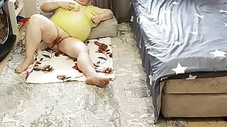 Big pussy and huge tits stepmom episode 1