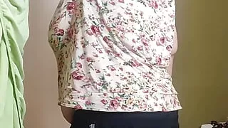 Fetish! Cleaning and Masturbating