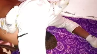 Soteli mami ke sath romance hot sex video