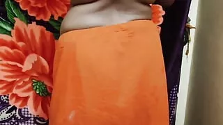 Indian Desi Aunty Big Hairy Pussy and Big Ass