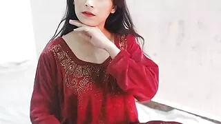 Desi bhabhi ne darji ko bola mai jhukungi nhi