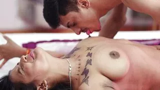 18 Years Old Indian Beautiful Couple Tight Pussy Sex in Hotel Room