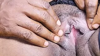 Came home early just to fuck her pussy