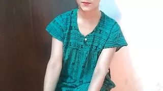 Indian step mother ne sikhaya ki chudai kaise karte hai