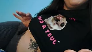 Sophie romanian teen sucks a dildo and shows boobs in her bed