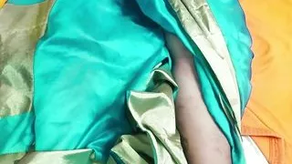 Khala Vagina K Chudai Dirty Talk.