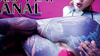 Anuskatzz plays with a variety of butt plugs