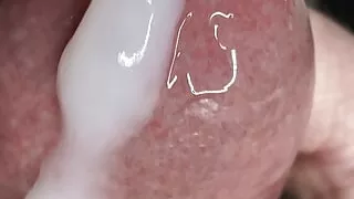 Cum closeup while cumming
