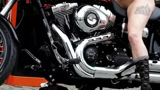 Hot outdoor shooting for a hot camgirl, on EroticOnly!