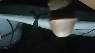 Wait nyo lang guys kakantot din ako sa ngayon salsal muna