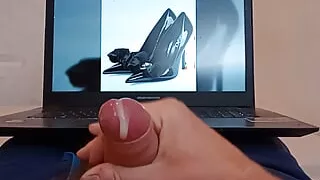 Jerk Off While Watching Pictures Of Studs 2