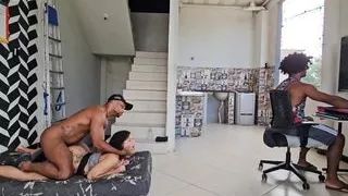 I had sex with the electrician I gave the ass without my husband noticing, I cuckolded him with another employee