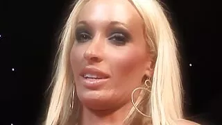 Group sex with Carolyn Reese and Lichelle Marie are MILFs