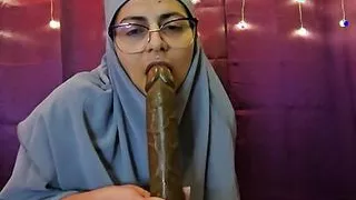 JOI Watch How Dildo Does It Better Than You Mia Niqab