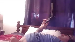 bear jerking to a video