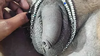 Bhojpuri hot bhabhi ji handjob to her step father with her hands