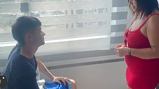 A delicious exchange with my stepmother, I fuck her hard in exchange for going out with my girlfriend. I cum on her tits.