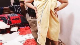 (Sinhala voice ) Sri lankan dirty stepsister fucking ,creampie pussy ,cum eating ,