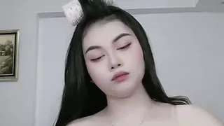 Continue makeup to make asian girls beautiful