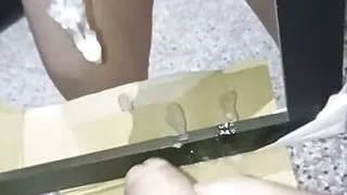 Look how I masturbate and end up in the mirror