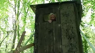 The hunter spots a couple while they are having rough sex