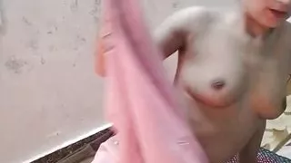 Desi girl fuck by finger on Collage girl