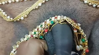 Indian hot bhabhi ji handjob with her devar ji in full josh