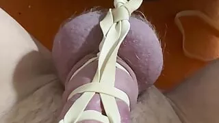 Bondage with elastic bands