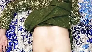 Massage turn into Anal Sex with Aunty Naheed Alizey Enjoyed