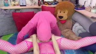 Neon Sparks: Colombian Pink Hair Meets Chilean Charm