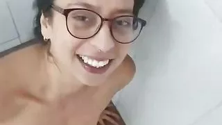 piss facial in shower