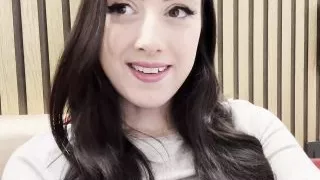 Vends-ta-culotte - A French hottie tells you how she fucked with her black buddy