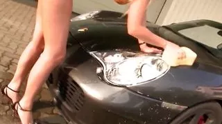 Antinia la Rouge - car cleaning workshop