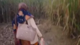 bhabhi ko ganne ke khet me chudai kiya