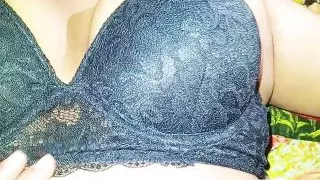 I got a friend's wife alone in the house and went to the bathroom and faking her big pussy