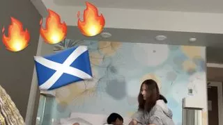 Legit Scottish RMT Giving into Asian Monster Cock 1st Appointment