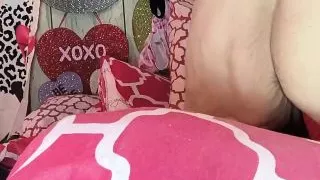 Fat Buck Big Ass Momma Pounds Her Pussy at Last