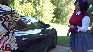 Dralles Carwashluder von schwarzem Hammer genagelt