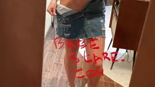 Gorgeous Girl Posing Naked for Us