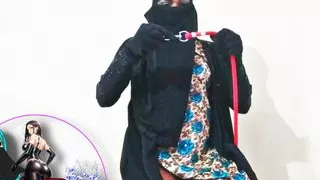 Hot Niqabi Crossdresser: Unleashing Desire and Bold Fashion"
