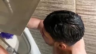 My 2 lovers bathe in my house