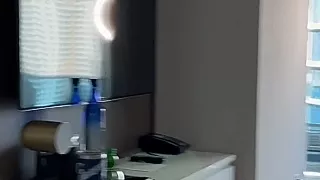 Tattoo-Blondine von schwarzem Lover gevögelt