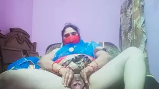 Gujarati bhabhi lehanga chholi fingering her sexy hairy pussy